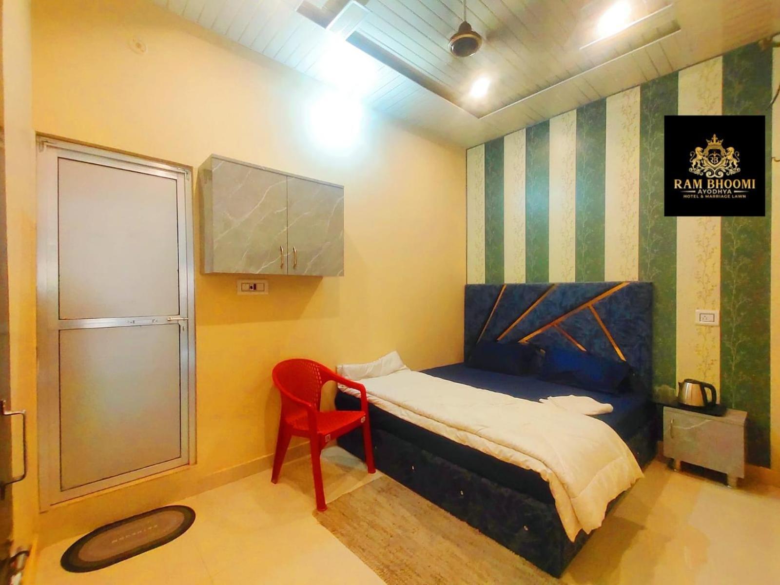 Hotel Rambhoomi Ayodhya Camera foto
